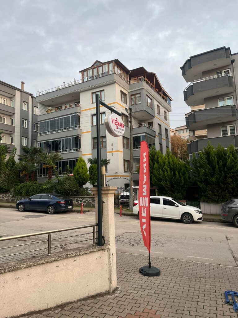 Bursa Cool Servis ekibi, kombi tamiri ve klima bakımı özel servis hizmeti sağlarken